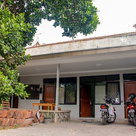Srikaloka 12 Kostel - for Female&Couple Leilighet Yogyakarta Eksteriør bilde