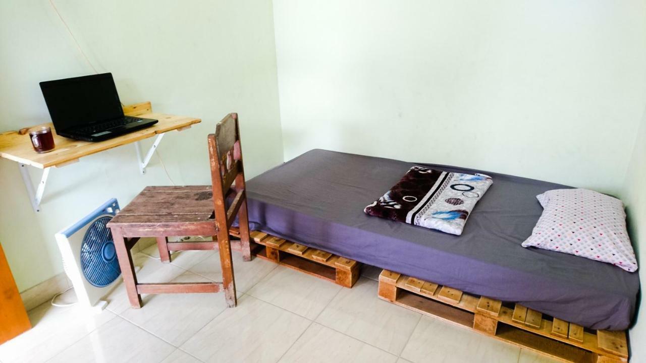 Srikaloka 12 Kostel - for Female&Couple Leilighet Yogyakarta Eksteriør bilde