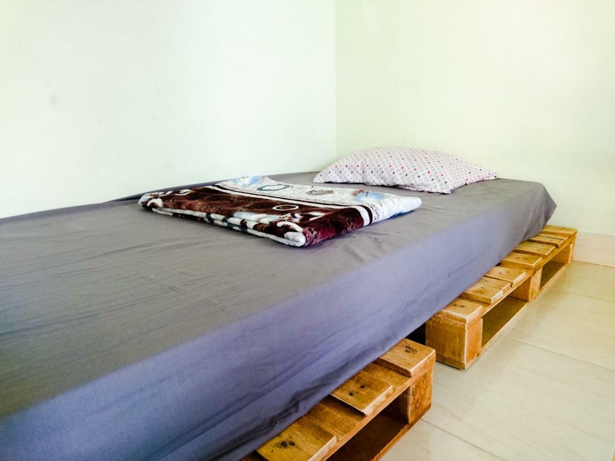 Srikaloka 12 Kostel - for Female&Couple Leilighet Yogyakarta Eksteriør bilde
